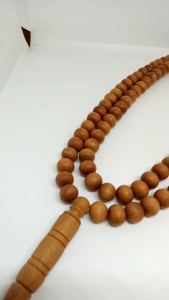 Kalung Tasbih Kayu Cendana Wangi Asli A339