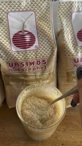 น้ำตาลทรายแดง 1 กิโลกรัม (1/2/3ถุง) ไร้สารฟอก ไม่แต่งกลิ่น หอมธรรมชาติ