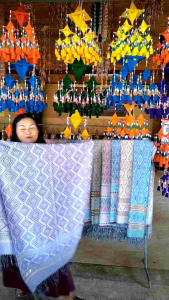 ผ้าพันคอ ผ้าคลุมไหล่ลายไทย ผ้าฝ้ายทอเครื่องทั้งผืน