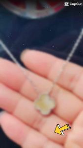 Dây chuyền Đính đá cỏ 4 lá mang lại May Mắn Hạnh Phúc và Bình An cho Nữ.