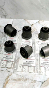 Bushing Arm Set Atas Bawah Upper low Mitsubishi Triton Pajero Sport 2008-2015 Original 8pc