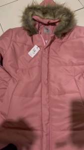 Jaket Winter Wanita Tebal Bertudung Bulu Nyaman