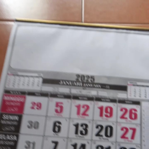 Kalender Dinding Kantor 2026 Ukuran 32 X 48 cm