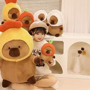 Gấu Bông Capybara Đội Mũ 22cm Siêu Cute Ôm Mềm Mịn