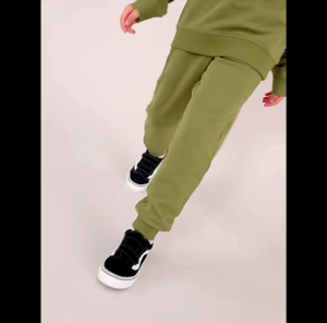 Sepatu Tanpa Tali Double Velcro Kretekan Anak Laki-Laki Umur 3-12 Tahun