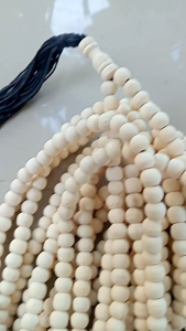 Tasbih 1000 butir 8mm warna putih alami tasbih kayu seribu butir tasbih sribu butir alami