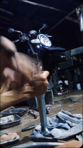 Pompa Shok Doff Abu-abu Muda Universal untuk Matic Bebek - Aksesoris Suspensi Motor