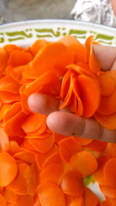 Kerupuk Merah Cap Matahari pagi/kerupuk mentah bahan Seblak Berat 1 Kilo