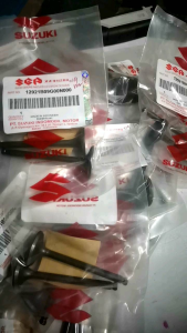 ENGINE VALVE SET (INTAKE AND EXHAUST VALVE) SUZUKI SMASH 110 RAIDER J 110 SHOGUN 125 OLD(SGP)