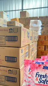 Fresh & Soft ผลิตภัณฑ์ซักผ้า เฟรช แอนด์ ซอฟท์ ขนาด400 mlx12ถุง (ยกลัง) มีให้เลือกสั่ง 3กลิ่น ผลิตภัณฑ์ซักผ้าเฟรช แอนด์ ซอฟท์ (Liquid Detergent) เพิ่มพลังซักสะอาด ถนอม และน้ำหอมมากขึ้น พบสัมผัสแห่งการดูแล และถนอมผ้า... ให้ผ้าสะอาด หอมสดชื่นทุกสัมผัส