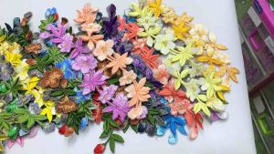 Bông nhánh dài 20cm trang trí áo quần.