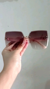 Ayutenan🩷 - Sunglasses Kacamata Hitam Titanium kotak Wanita Sunglasses modis gaya keren murah