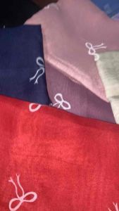 Hijab Segi Empat Bella Sablon Motif Coquette Pita Kecil