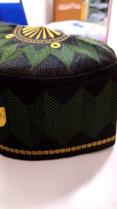 KOPIAH TINGGI THAILAND LOGO (TINGGI 10CM) RAMDAM WARNA (MIXED COLOUR)