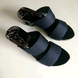 Sandal Kayu Tali Denim Ban Dua & Kelom Hak Ukiran