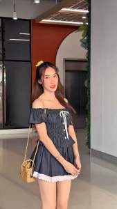 LILY SET ชุดเซ็ทยีนส์ 2 ชิ้น เสื้อแขนระบาย+กระโปรงแต่งลูกไม้