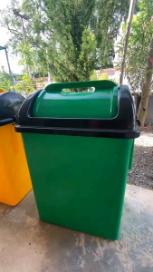 ถังขยะพลาสติกฝาสวิงบน ถังขยะ- Perfect worlds