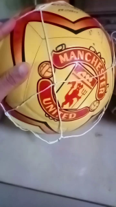 SALE HARGA CUCI GUDANG !! Bola size 5 proteam Manchester united warna kuning variasi merah