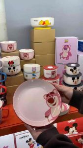 Dĩa sứ tròn gấu dâu