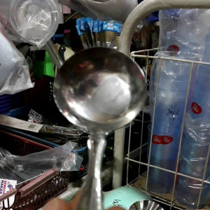 SENDOK /IRUS  SERBAGUNA  SAYUR  PARASMANA UKRAN KECIL BAHAN SETENLIS