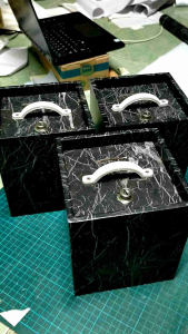 Celengan Karakter Motif Marmer Hitam (Pakai Kunci) - Celengan Kunci Motif Marmer - Celengan Unik - Celengan Besar Pakai Kunci