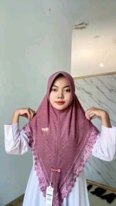 Jilbab Bergo Pet Jersy Jaguar Renda Mewah/Bergo Pet Harian Premium/Kerudung Instan Kekinian/Jilbab Instan Renda - Model Renda Mewah Premium
