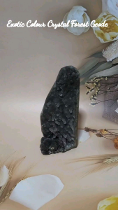 KRISTAL SG: Exotic Colour Crystal Forest Geode/奇石彩晶森林簇