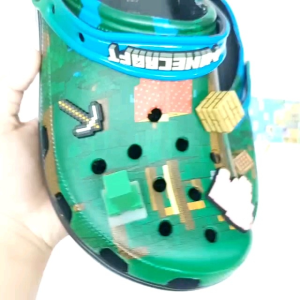 SANDAL CROCS MINECRAFT MAN