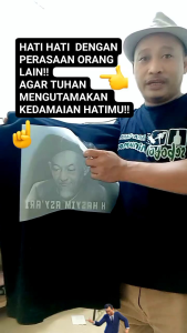 KAOS DISTRO LENGAN PENDEK BAHAN KATUN 24 S