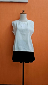 atasan wanita putih L cewek blouse kutung santai