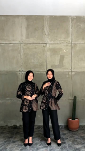 Batik Abidzar Batik Wanita - Atasan Wanita - Baju Batik Wanita - Batik Kerja - Blus Batik Bu Tejo - Batik Modern - BLOUSE Batik Terlaris