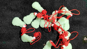 ที่แขวนห้อยองค์เจ้าแม่กวนอิมสีหยก