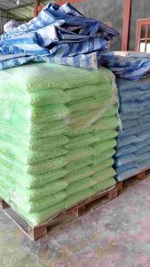 ถุง4โล [[แป้งสีสงกรานต์]]มีหลายสี แป้งร่ำ สงกรานต์