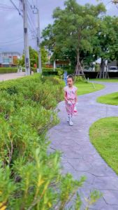 เสื้อเด็กผู้หญิง ชุดไทยเด็ก อายุ 1-9 ปี คอระบาย ผ้าคอตตะนํน สวมสบาย ยิ่งซัก ยิ่งนิ่ม ทางร้านตัดเย็บเอง