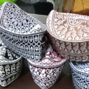 Pecinta Aksesoris Pria? Kenali Pecinta Pecinta Oman Motif