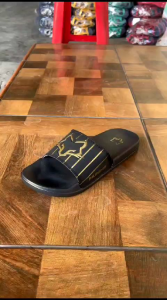 Sandal Selop Pria Wanita Black Gold: Desain Modern & Nyaman