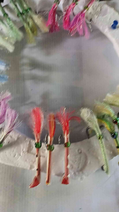 JIG 3 Pieces 1 set of TARAK-TARAK BAITS 14VMC #13/#14 VMC ROUND HADDOCK HOOKS TINNED EYE SINGLE TARAK-TARAK BAITS with 3D EYES. Either have a luminous silver Red clear 3D eyes and for Mackerel Tuna