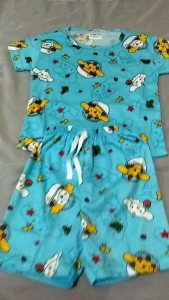 Setelan Anak Perempuan