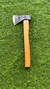 ขวานหนองบัวกลาง ด้ามไม้เค็ง เหล็กแหนบแท้ ตอกลิ่มให้พร้อมใช้งาน