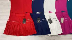 Bộ váy xếp ly nhỏ Titleist áo cộc tay cổ trụ dây kéo viền thể thao chơi golf tennis cầu lông pickleball siêu đẹp