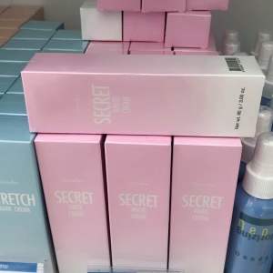 Giffarine Secret White Cream ครีมหนีบ ก้นลาย ลำคอ ท้องลาย รักแร้ คืนความขาวกระจ่างใส