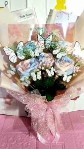 buket bunga palsu motif rainbow/gradasibuket kupu kupubuket lamaranbuket wisuda