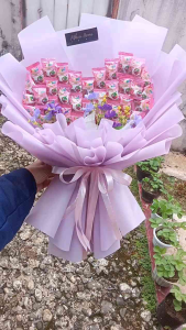 Buket yupi love cantik gembul sudah termasuk bunga terlaris