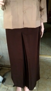 SETELAN SERAGAM SEKOLAH SMP/SMA/ROK REMPEL ATAS /REMPEL FULL