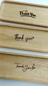 ถาดไม้สี่เหลี่ยม ถาดเช็คบิล ทำจากยางพารา ไม้จามจุรี ถาดวางขนม จานไม้ จานวางเค้ก สลักชื่อ/เลเซอร์โลโก้ลูกค้าออกแบบเองได้นะคะ