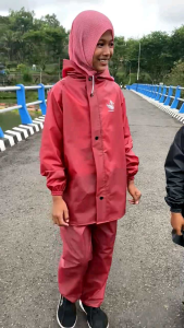 Jas Hujan Anak PVC 025: Pilihan Jas Hujan Usia 4-13 Tahun