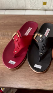 Sendal Jepit Wanita Terlaris: Pilihan Ideal Untuk Belanja & Aktivitas Lainnya