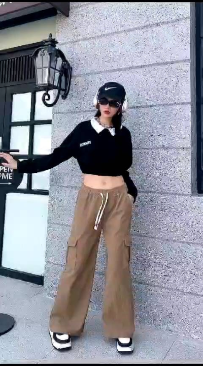 Gruziya qizlar porno Tepada yalangoch qiz