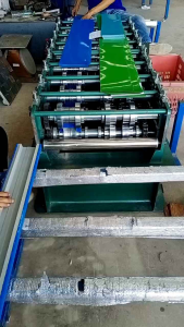 รั้วระแนงหน้า10CM.ยาว1.50ม.หนา0.35มิล รั้วเมทัลขีท รั้วระแนงเมทัลชีท รั้วบ้าน