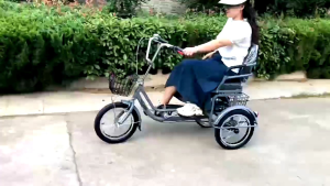 XE ĐẠP BA BÁNH HẠNG SANG CHO NGƯỜI GIÀ